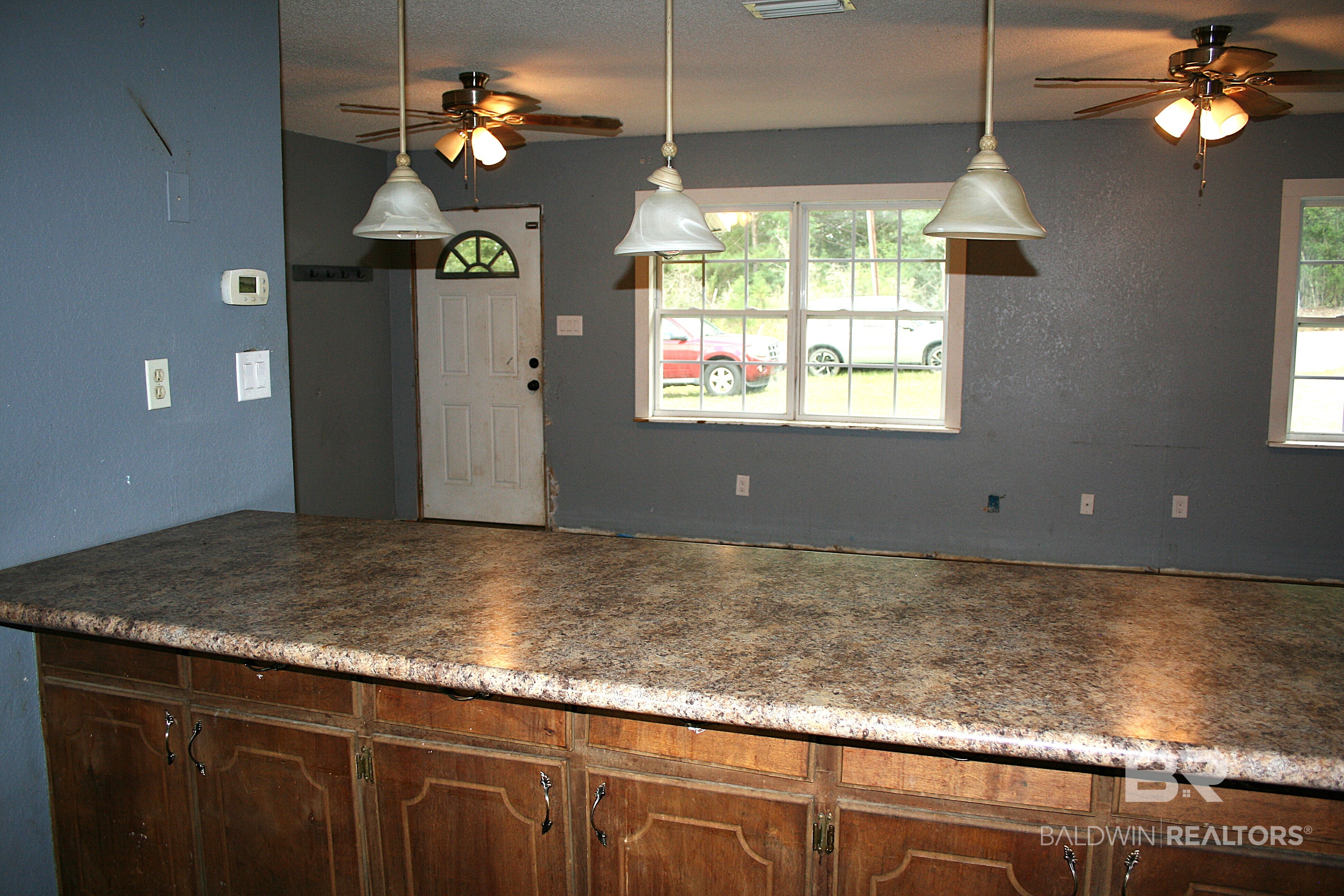 411460 | Photo 26