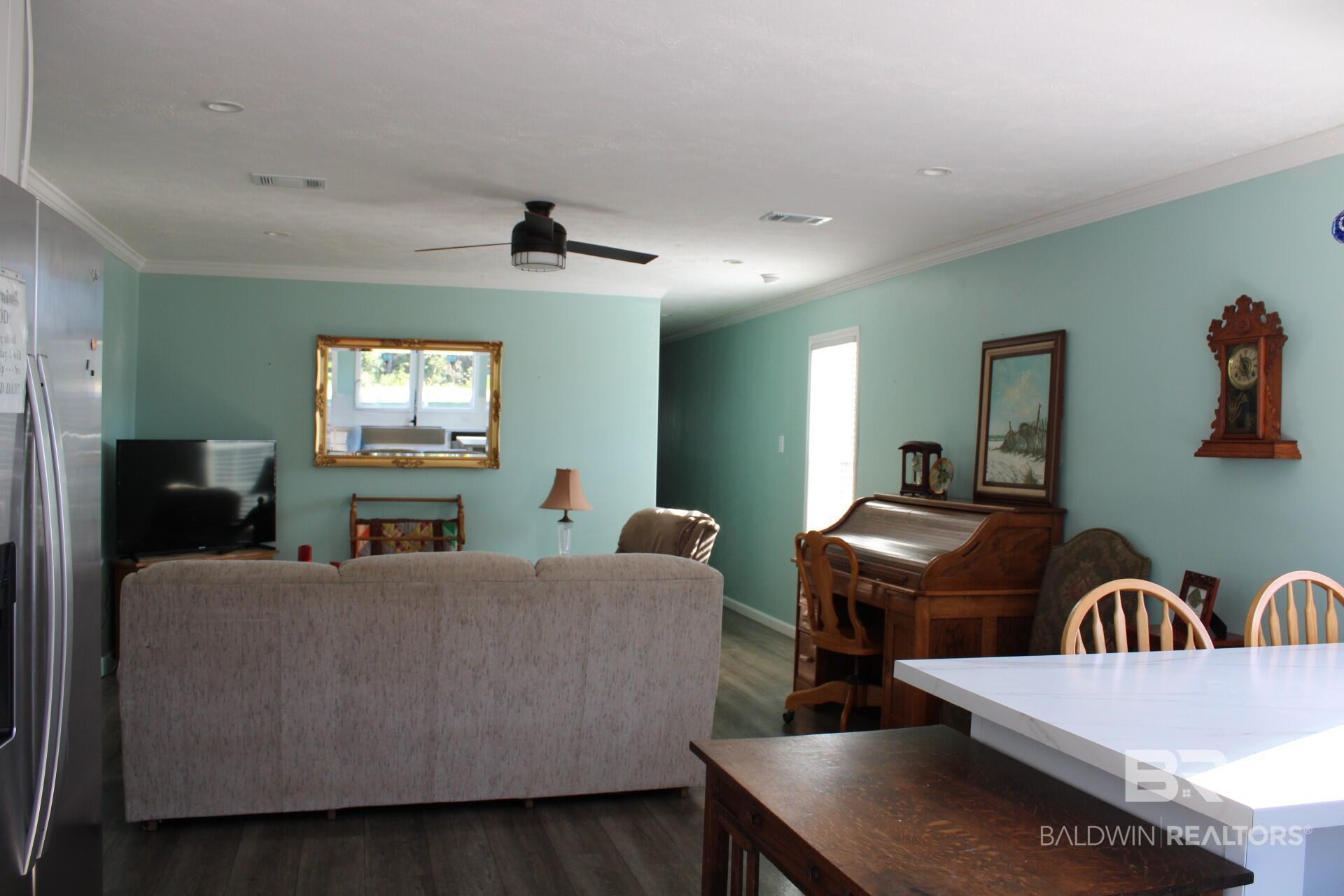 411479 | Photo 23