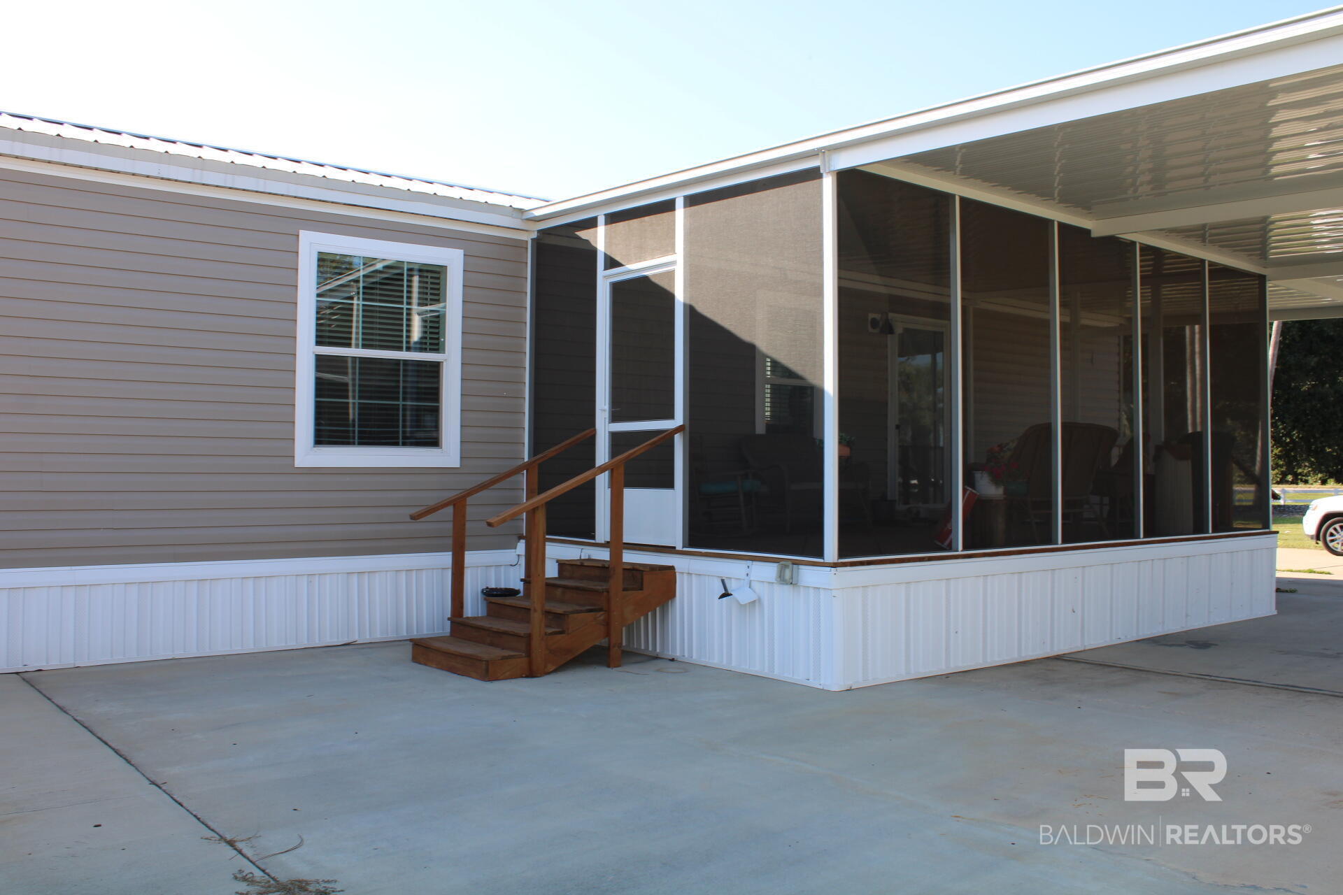 411479 | Photo 22