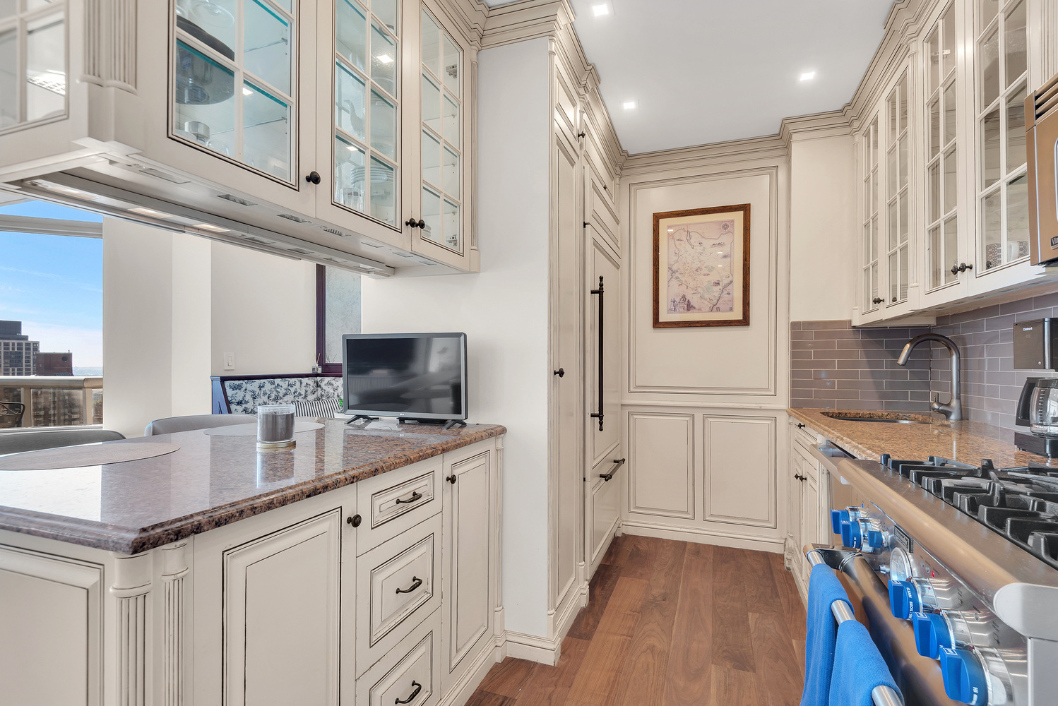 188 East 64th Street 3302 Upper East Side New York NY 10065