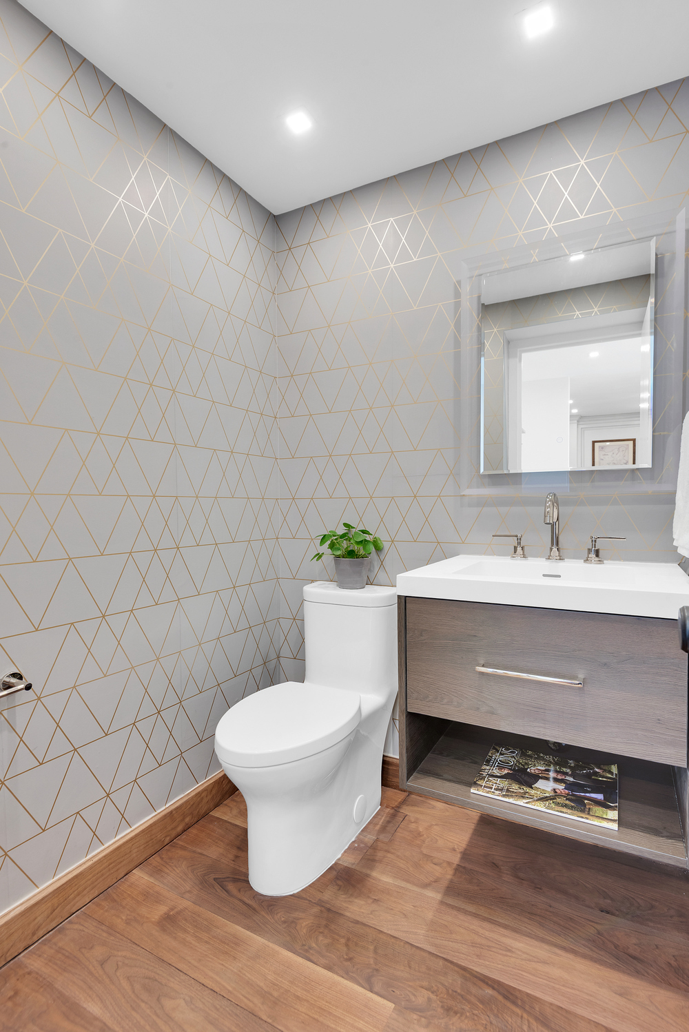 188 East 64th Street 3302 Upper East Side New York NY 10065