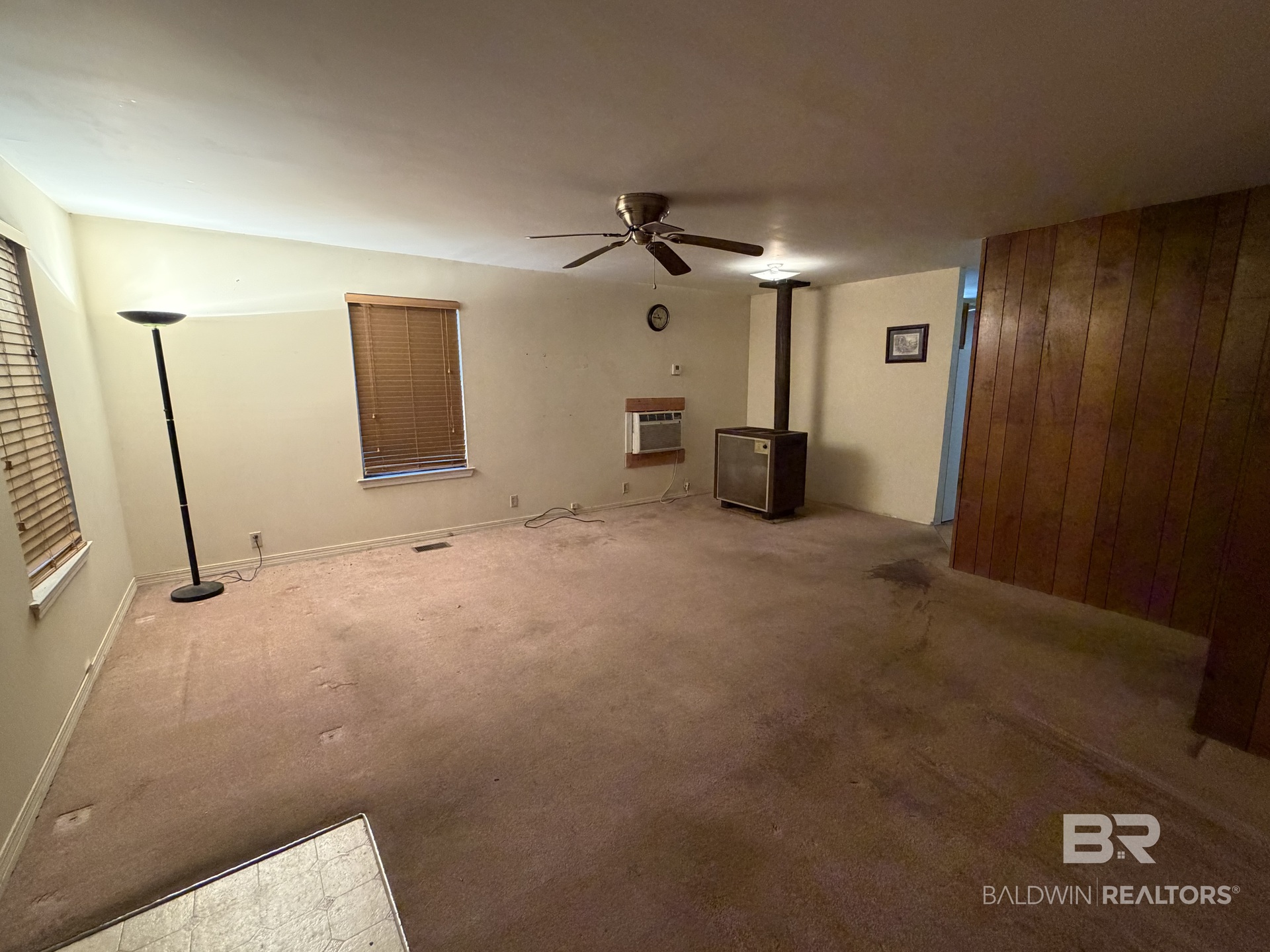 411409 | Photo 10