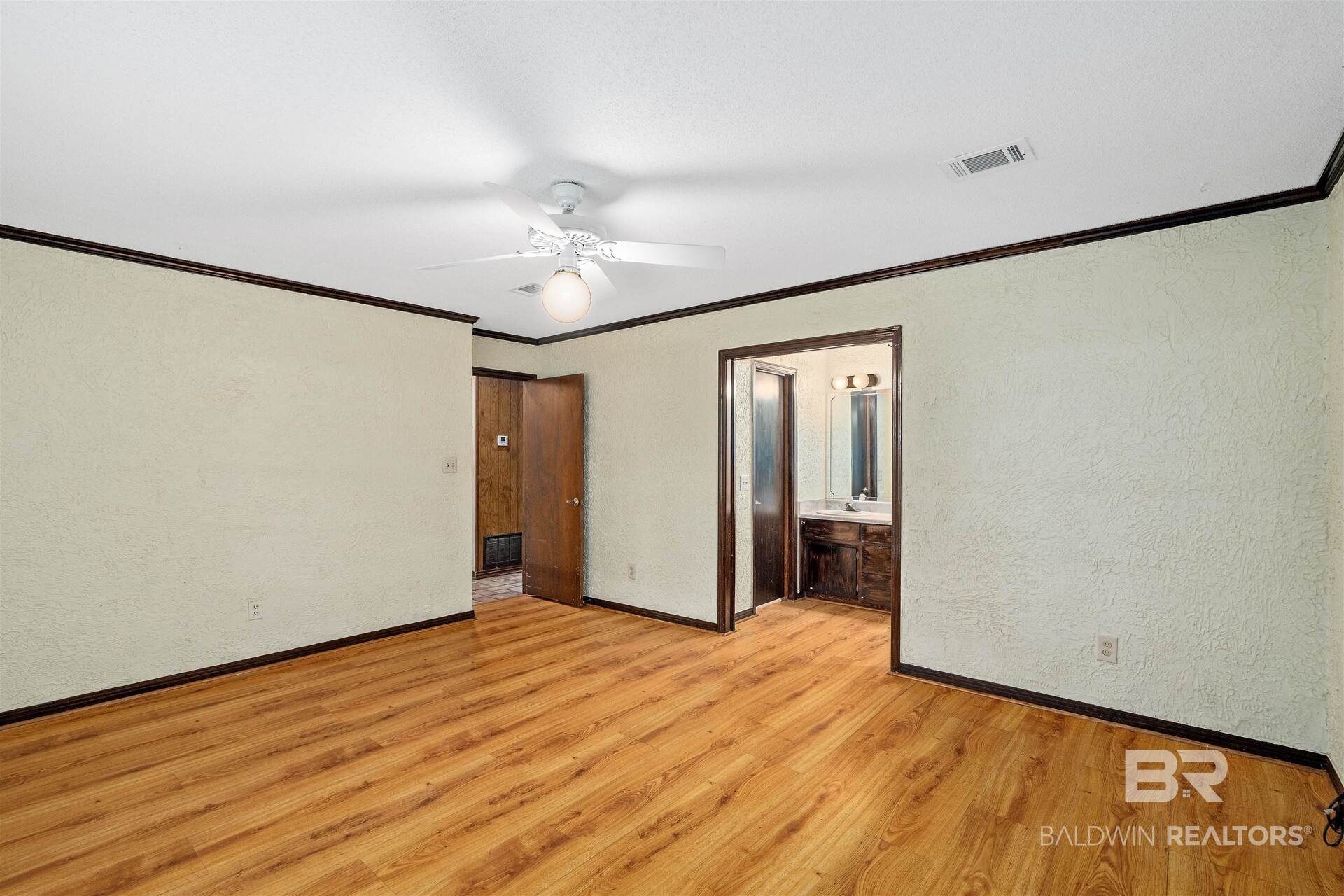 411519 | Photo 12