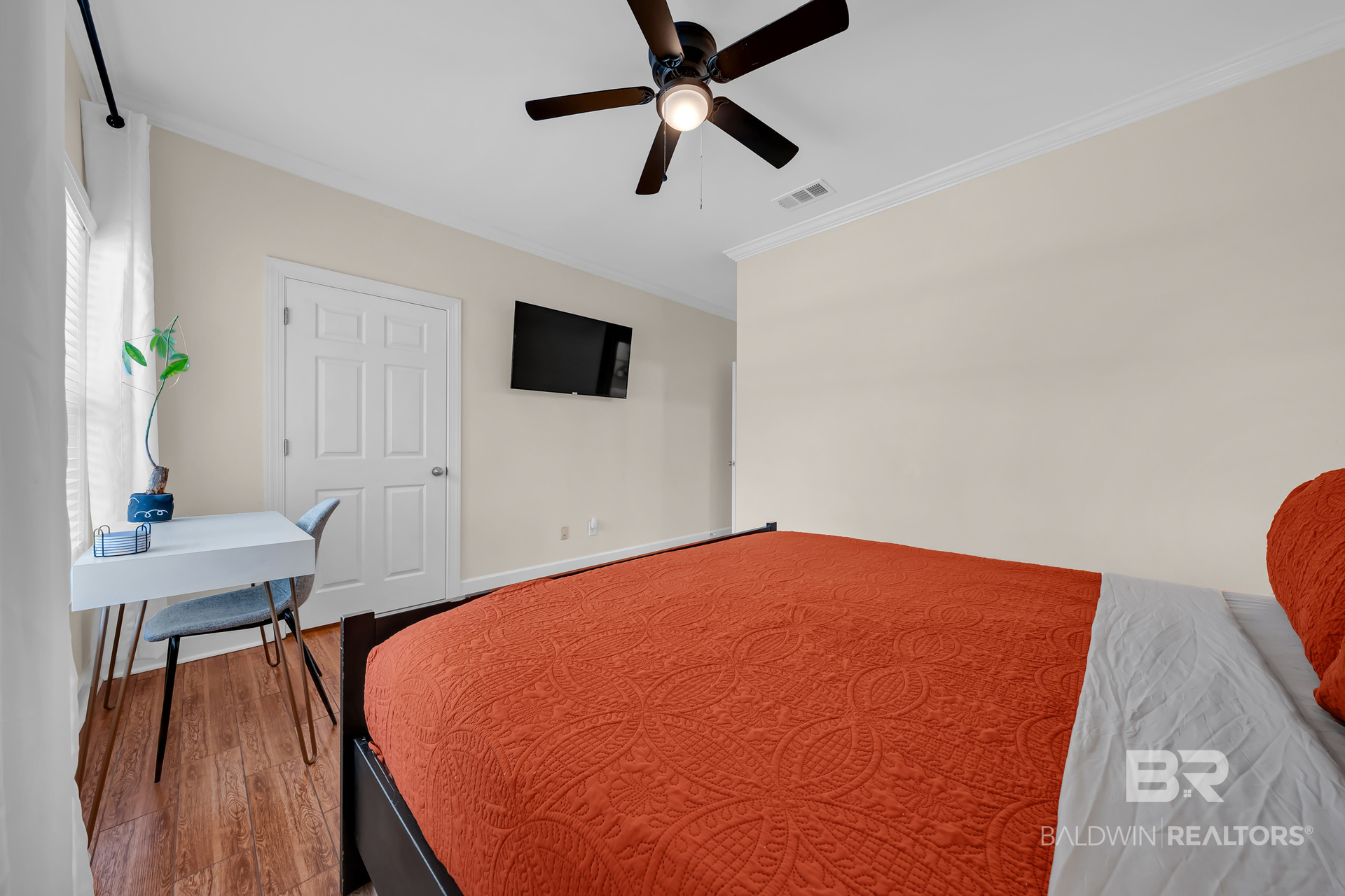 411218 | Photo 21