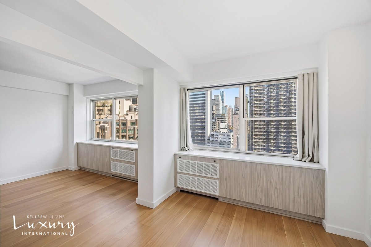 333 East 46th Street 17E Turtle Bay New York NY 10017