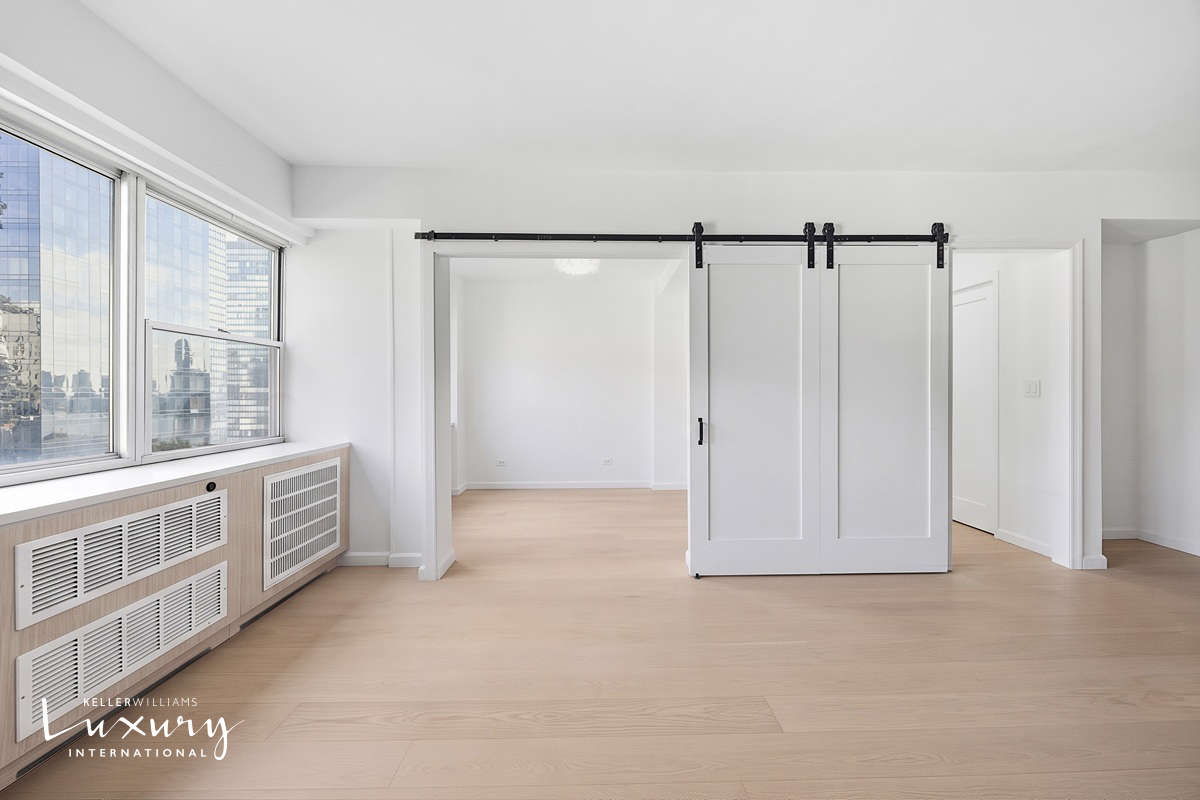 333 East 46th Street 17E Turtle Bay New York NY 10017
