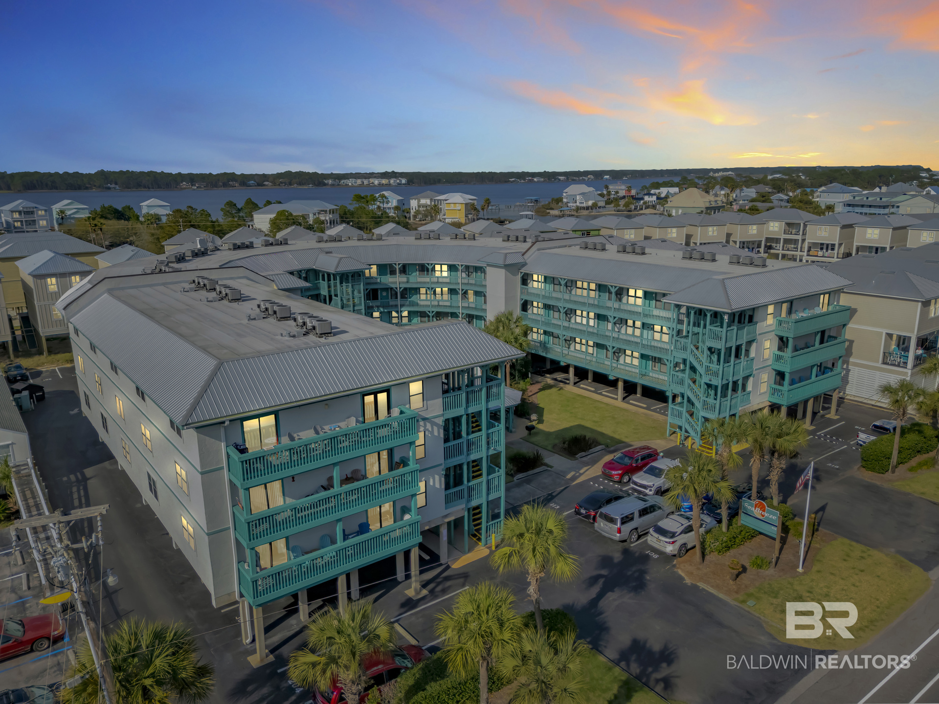Photo 4 of Townhouse for sale at 952 W Beach Blvd #316, Gulf Shores, AL 36542 | MLS# 390988 | Listing updated on 2026-10-02