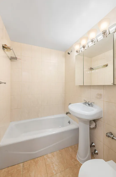 408 West 57th Street 7L Clinton New York NY 10019