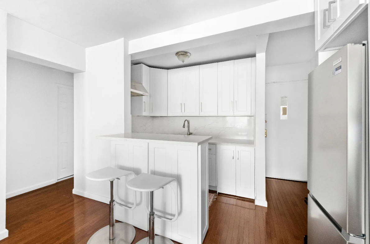 408 West 57th Street 7L Clinton New York NY 10019