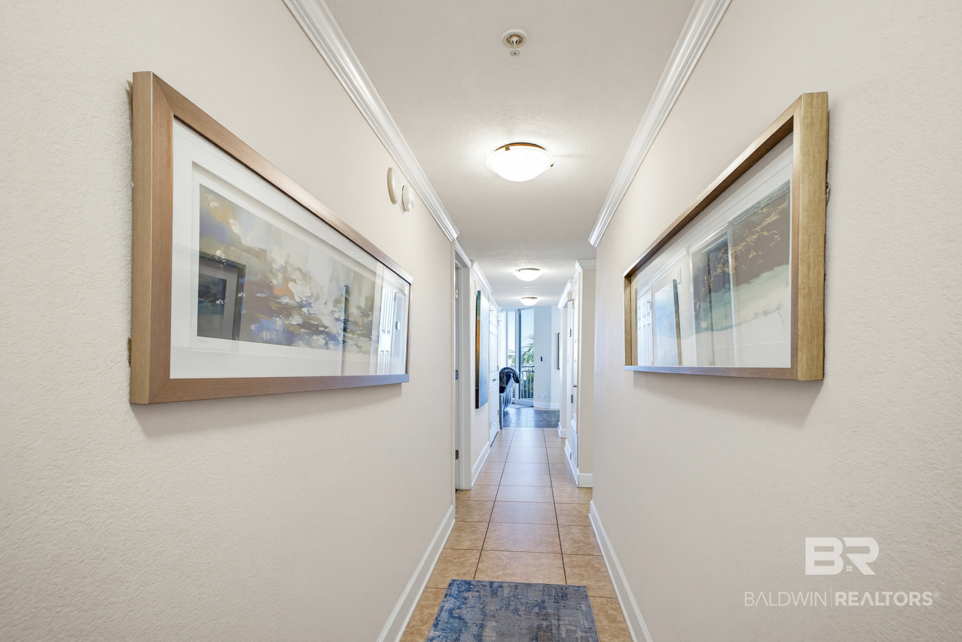 411537 | Photo 23