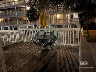 409885 | Photo 21