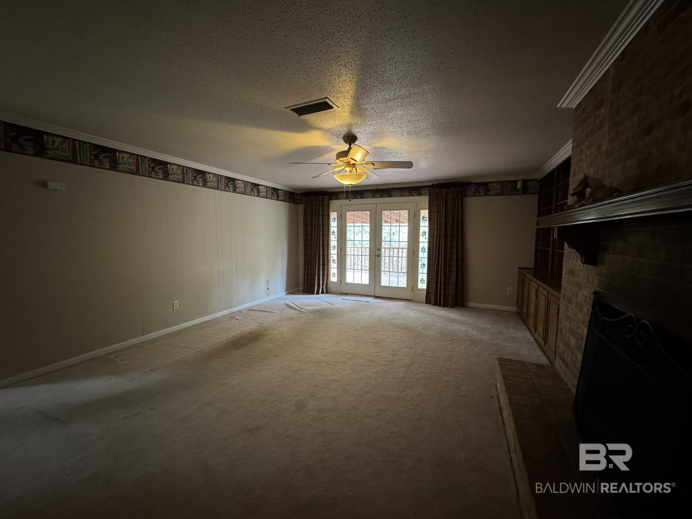 411621 | Photo 26