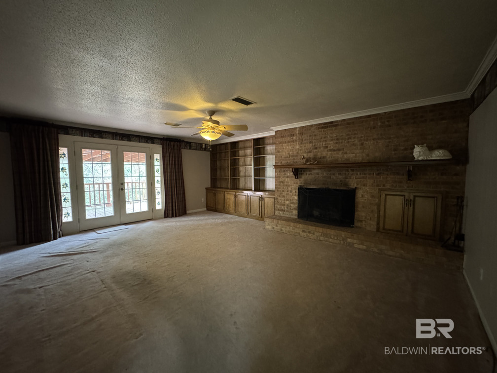 411621 | Photo 25