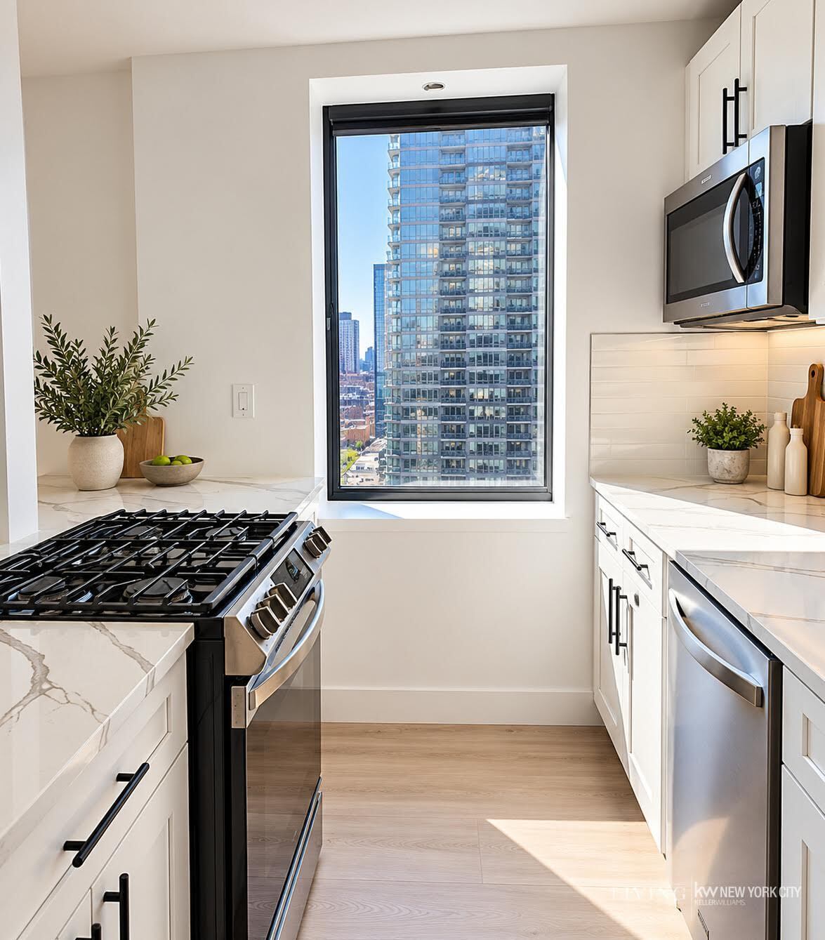 415 East 37th Street 18N Murray Hill New York NY 10016