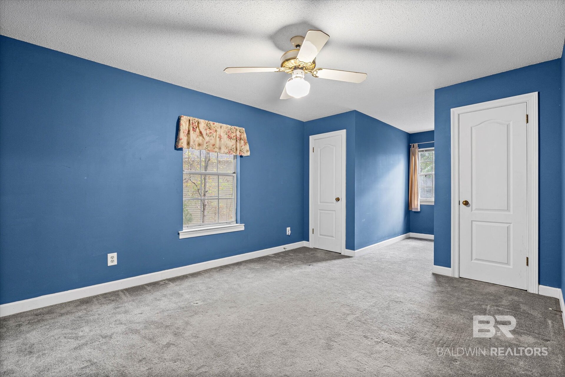 411711 | Photo 20