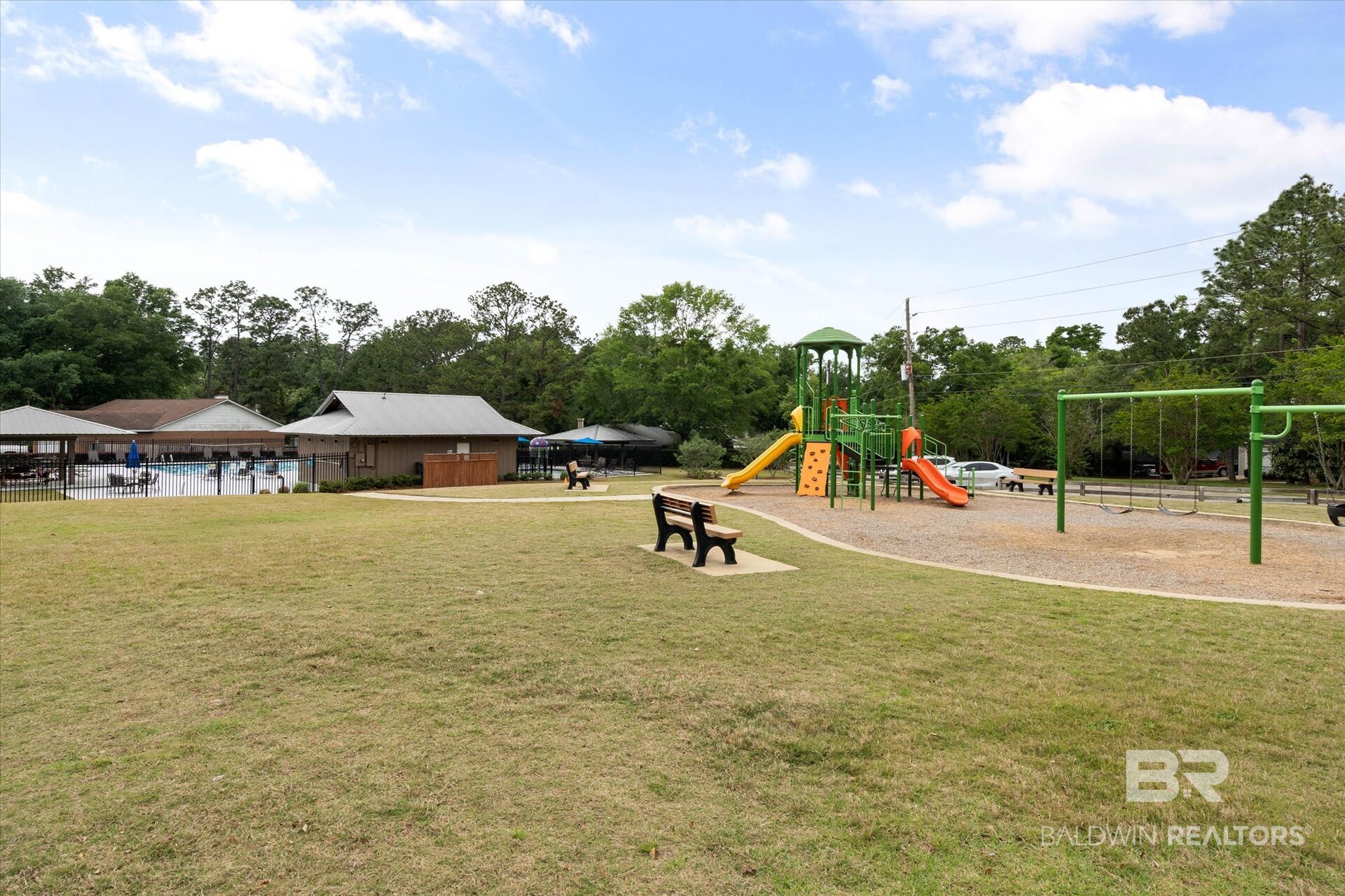 411711 | Photo 31