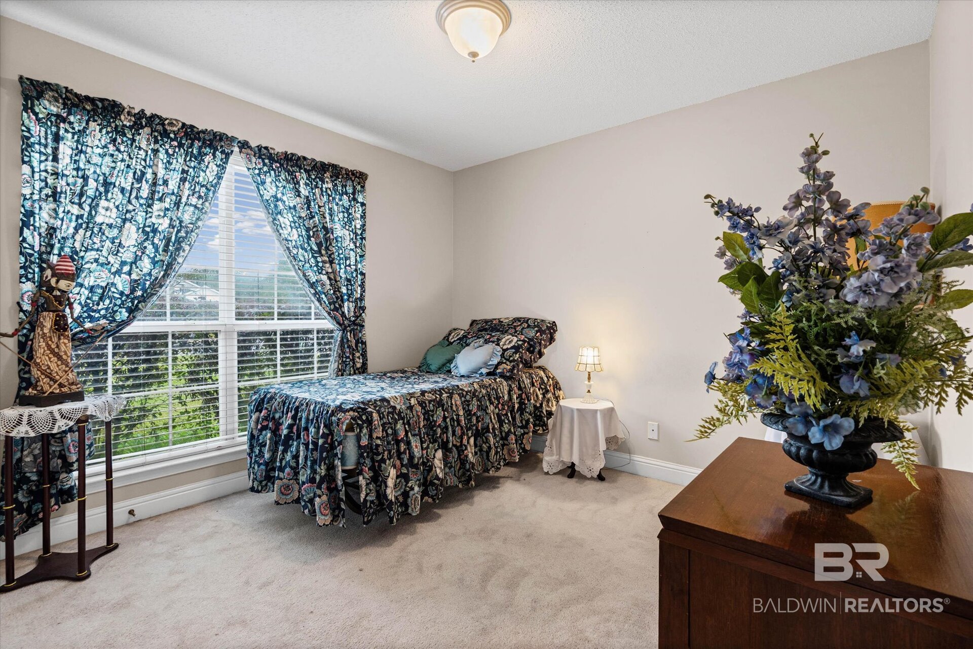 411725 | Photo 21