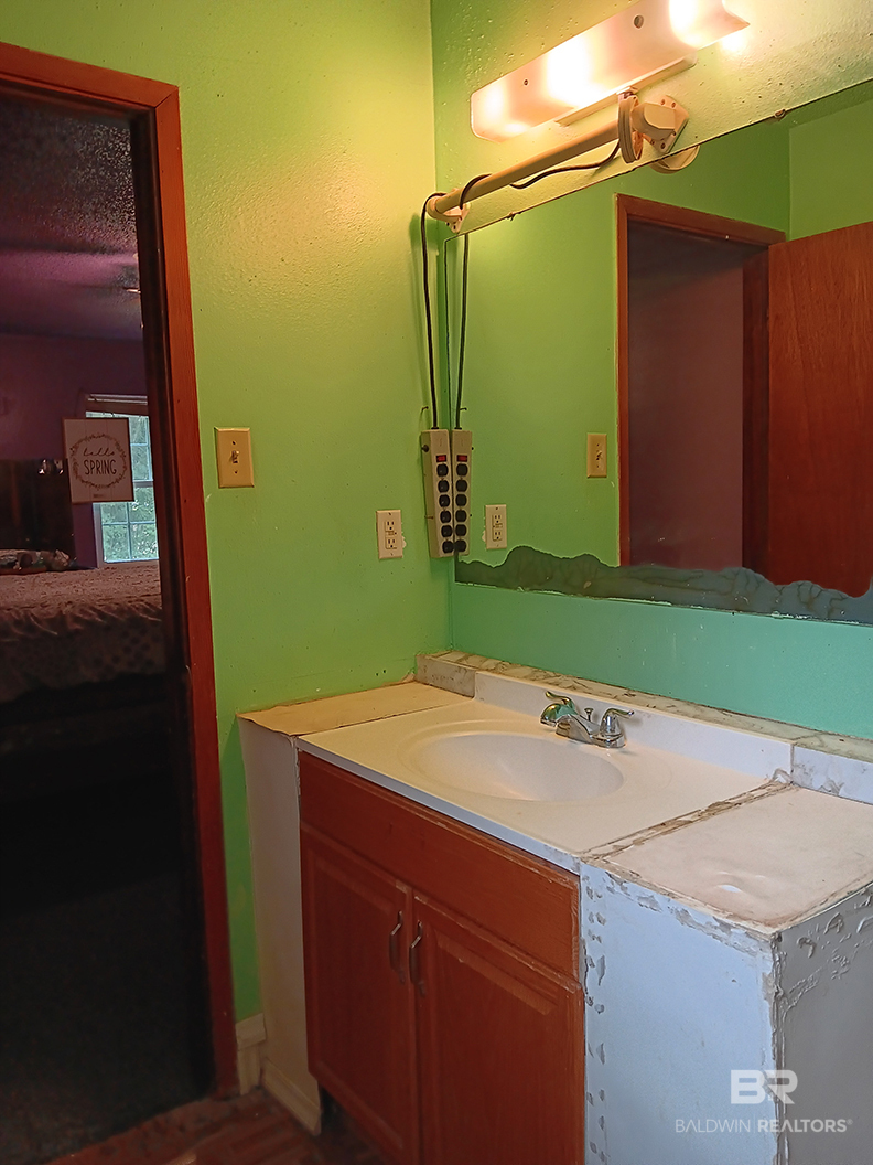 411463 | Photo 23