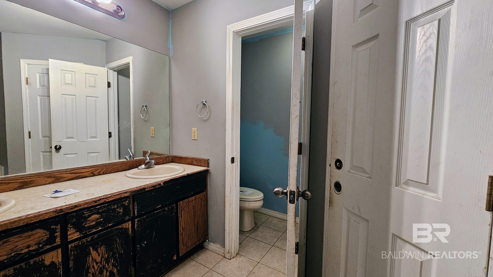 411721 | Photo 23