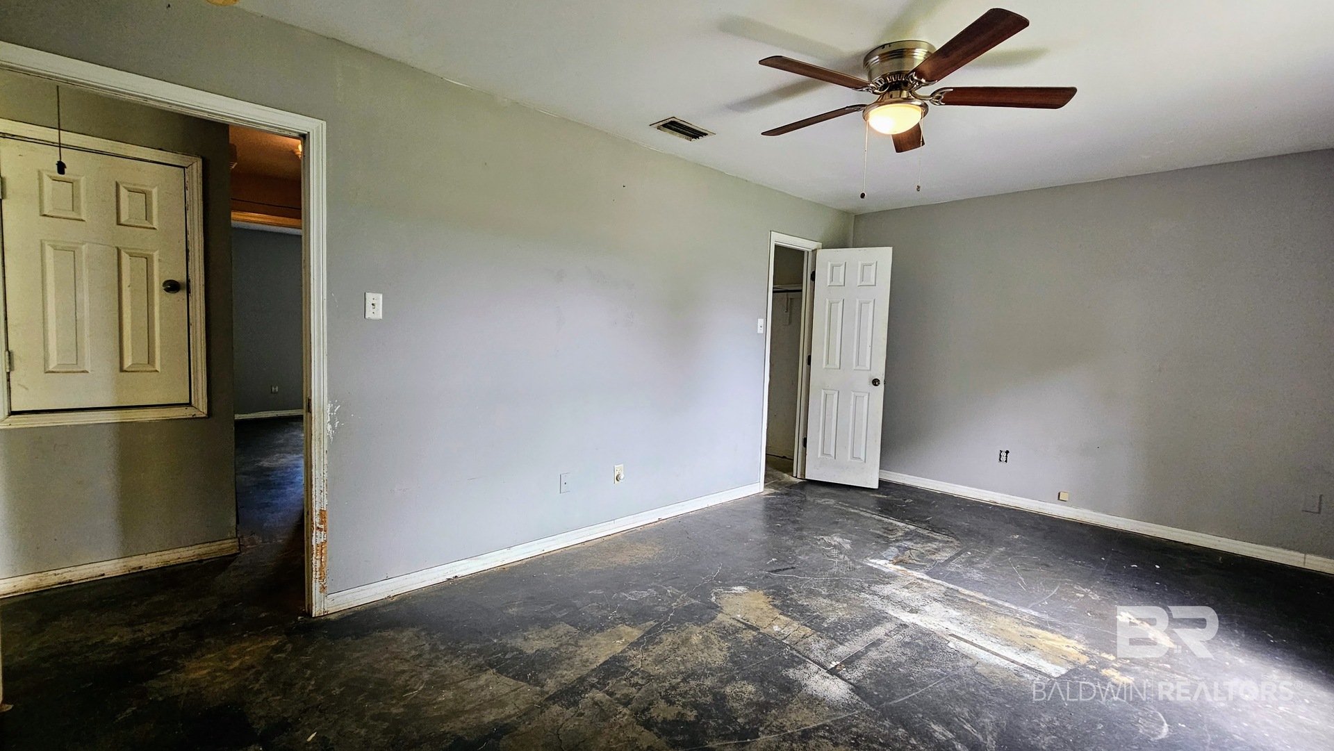 411721 | Photo 28