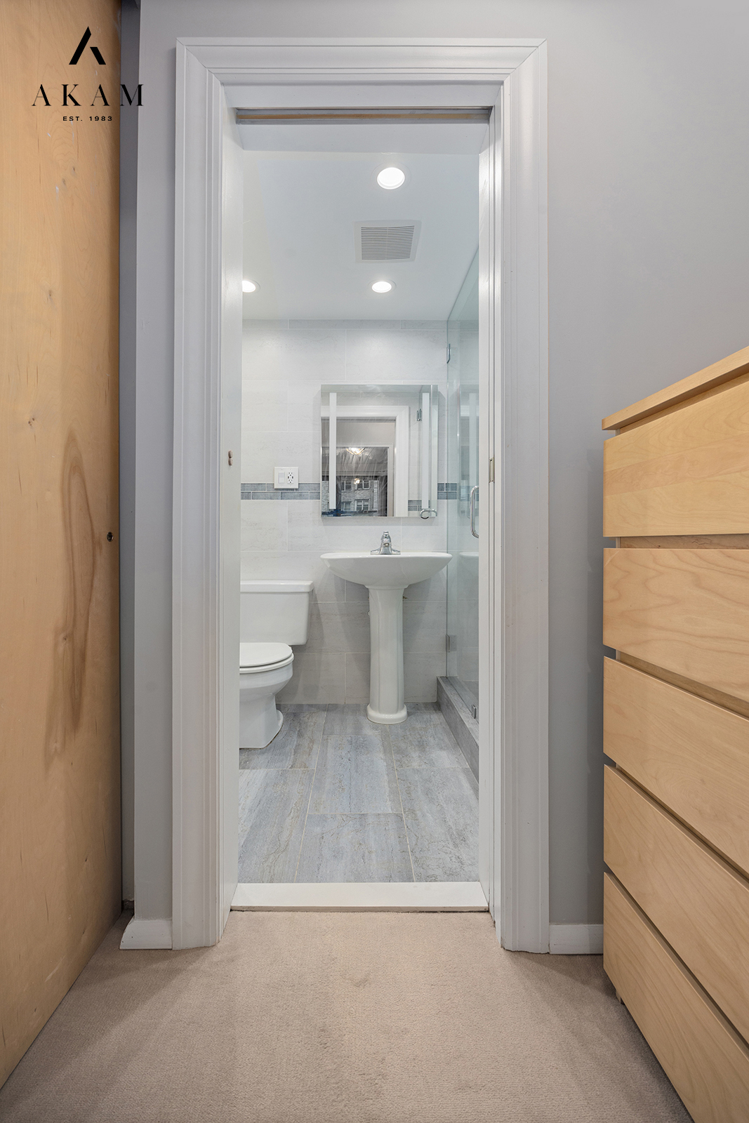 305 East 40th Street 6N Tudor City New York NY 10016