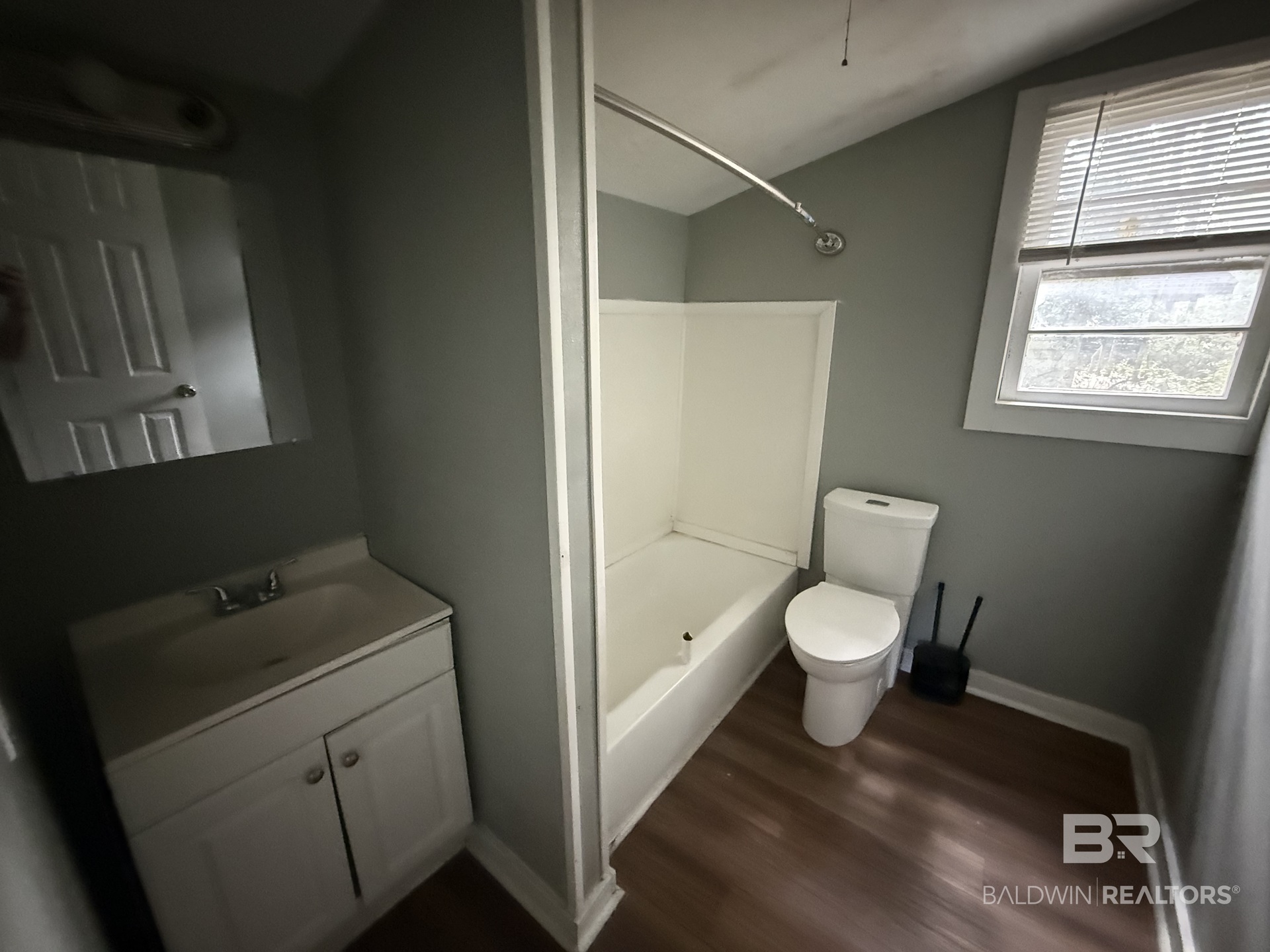 411769 | Photo 10