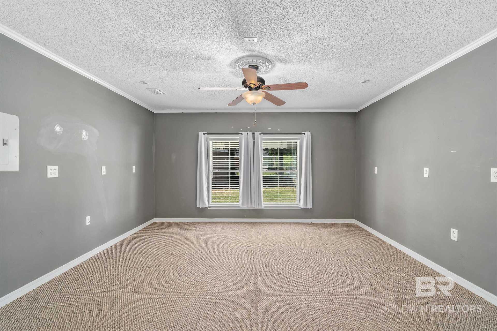 411770 | Photo 21
