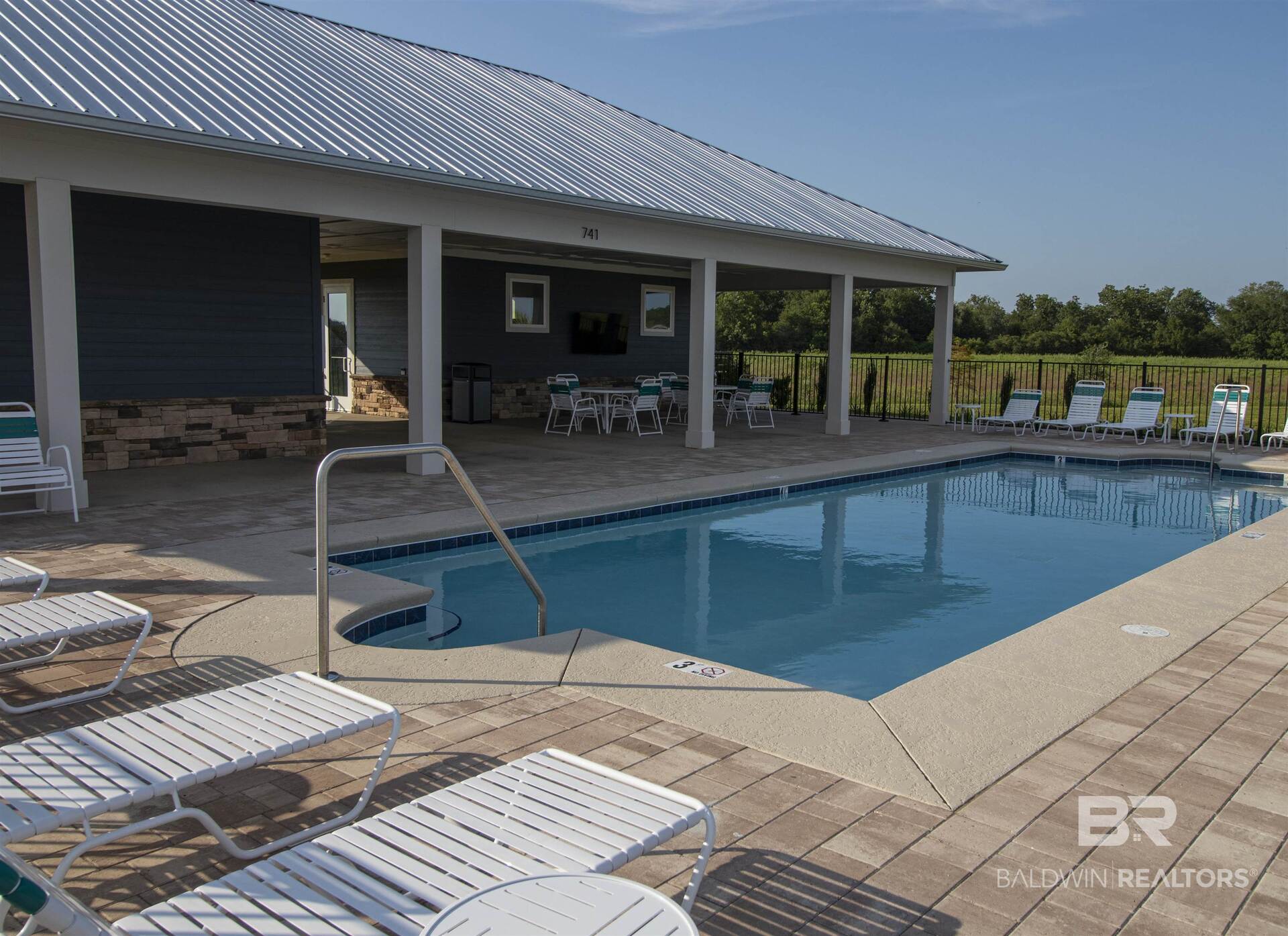 411789 | Photo 20