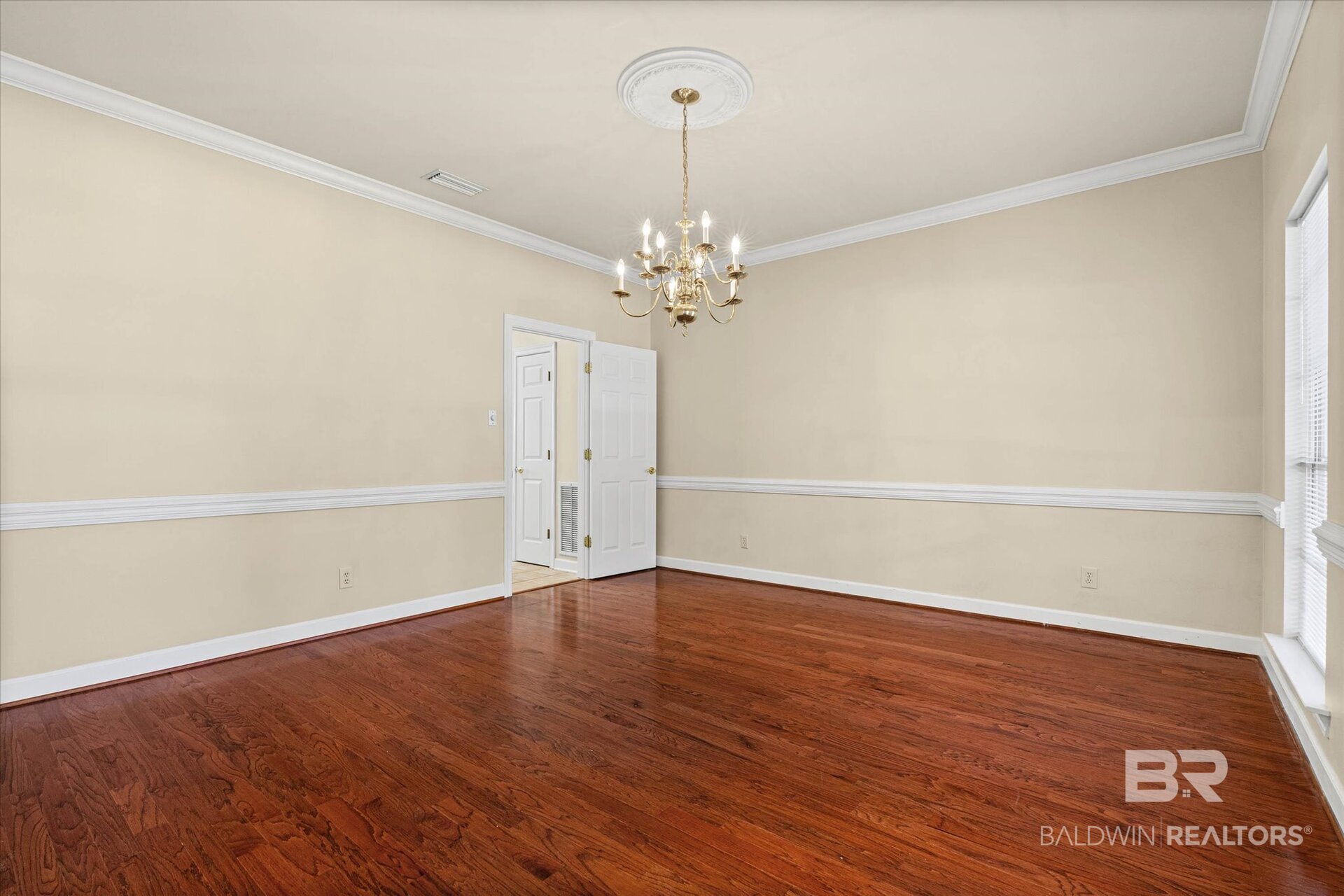 411092 | Photo 6