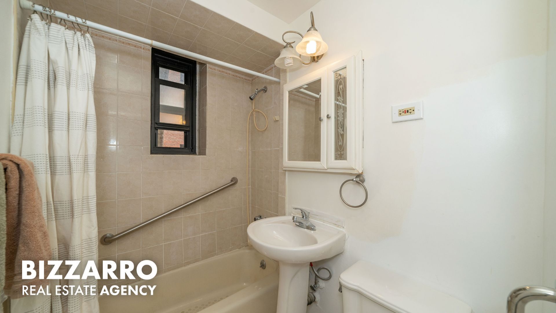 139-15 83rd Avenue 103 Briarwood Queens NY 11435