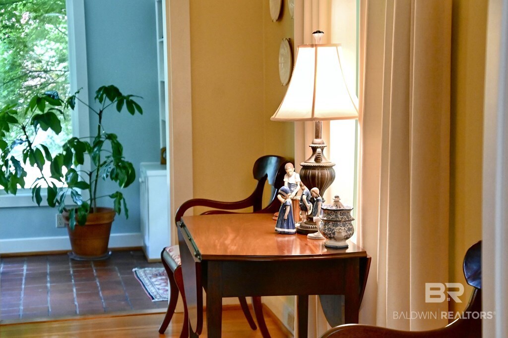 411800 | Photo 36