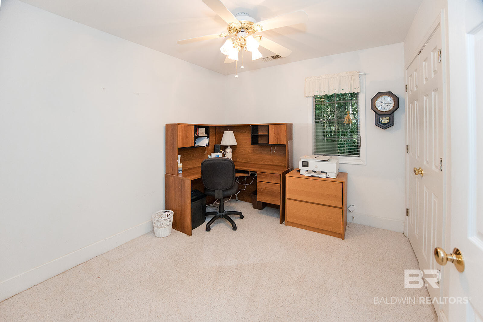 411805 | Photo 23
