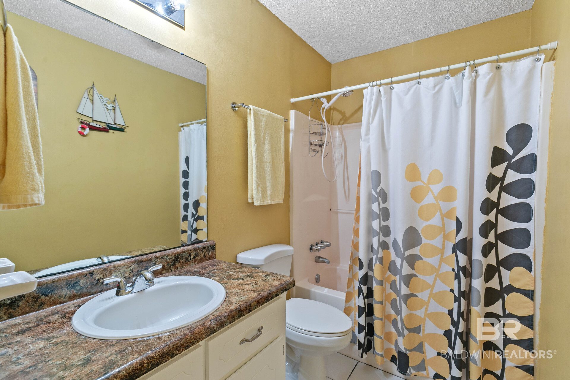411521 | Photo 25