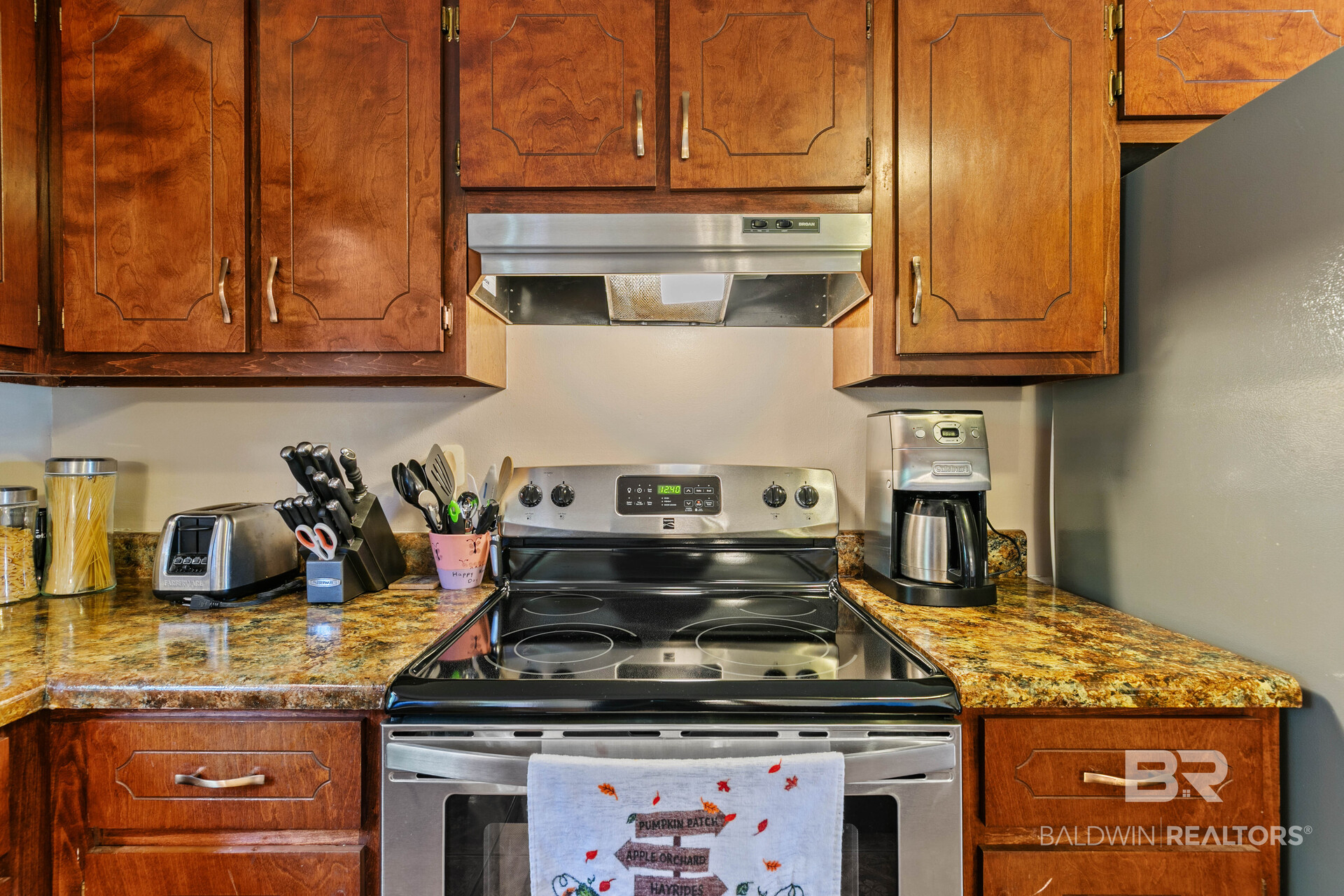 411521 | Photo 22
