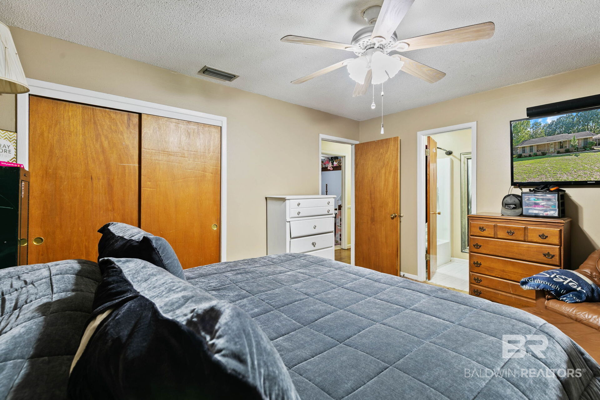 411793 | Photo 21