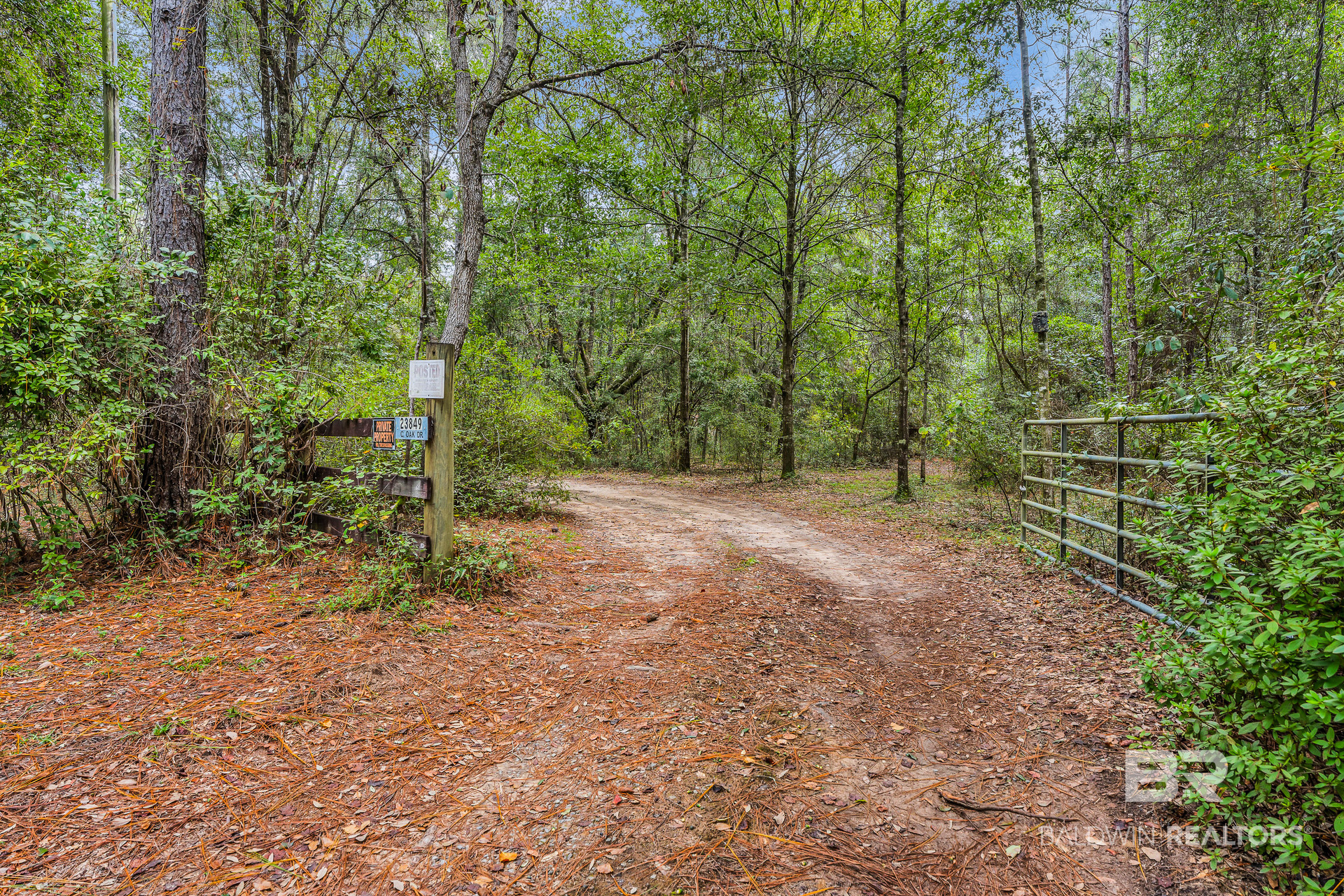 Photo 1 of Single family home for sale at 23849 Comn Oak Dr, Loxley, AL 36551 | MLS# 410551 | Listing updated on 2026-10-09