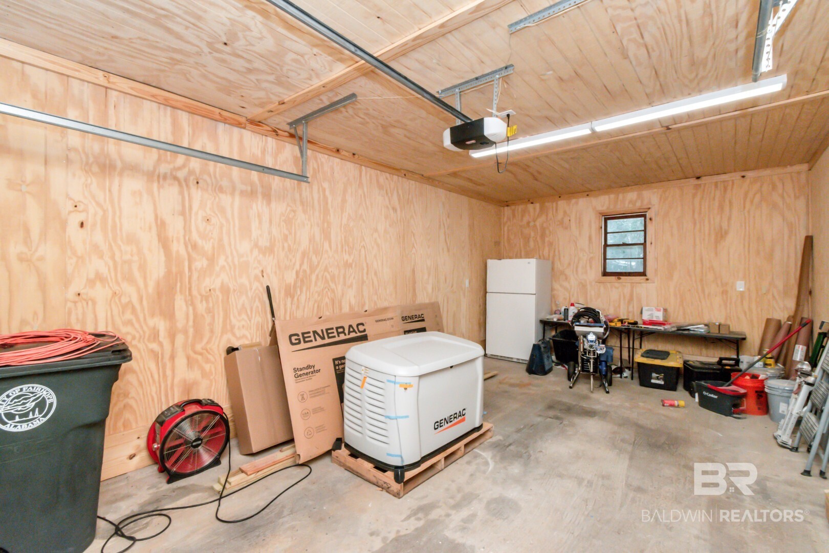 411855 | Photo 25