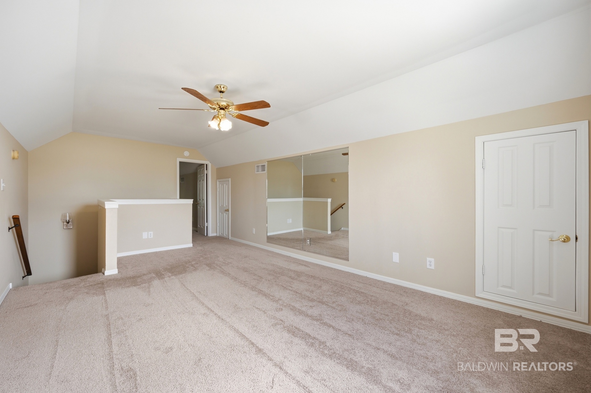 411709 | Photo 28