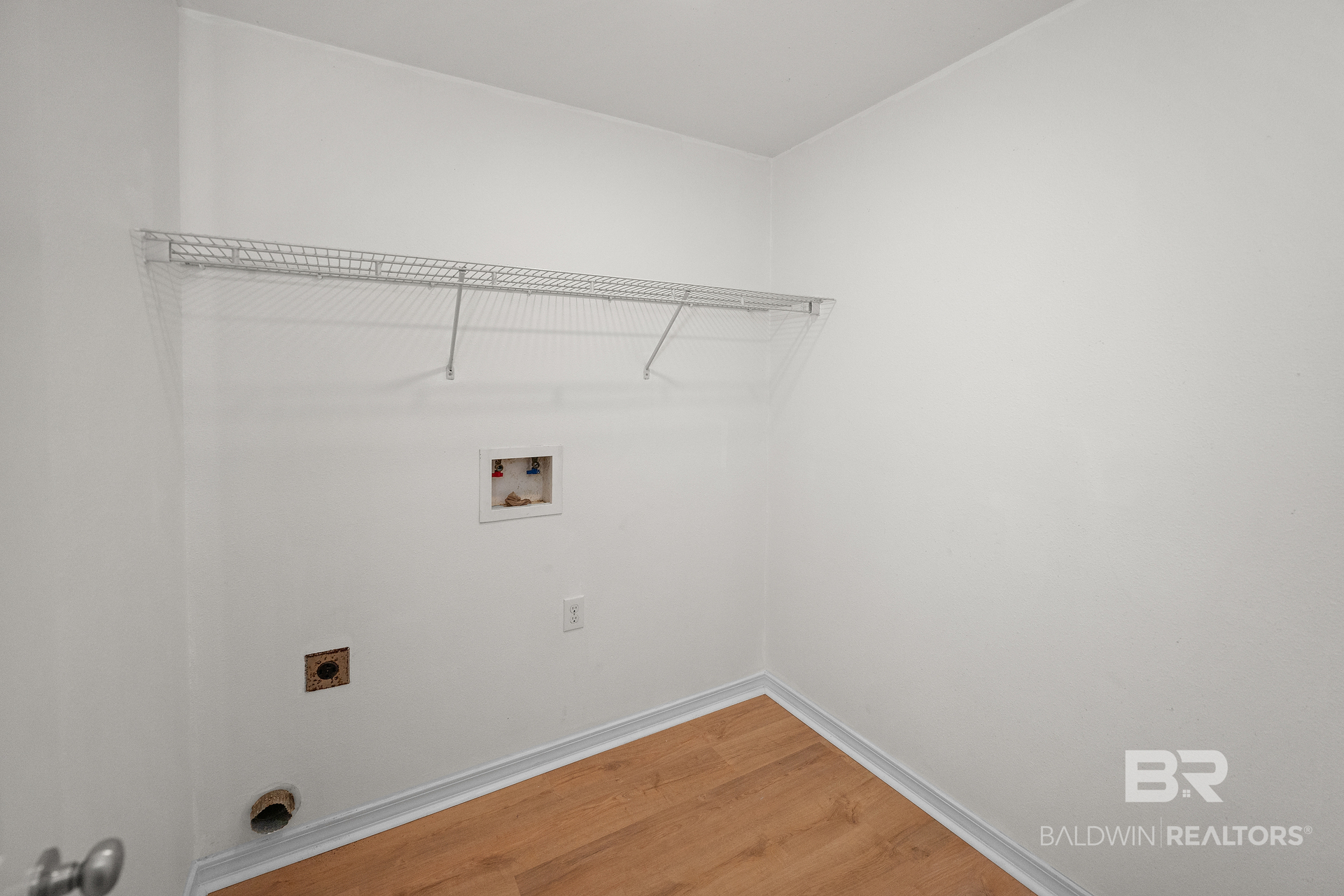 411546 | Photo 21