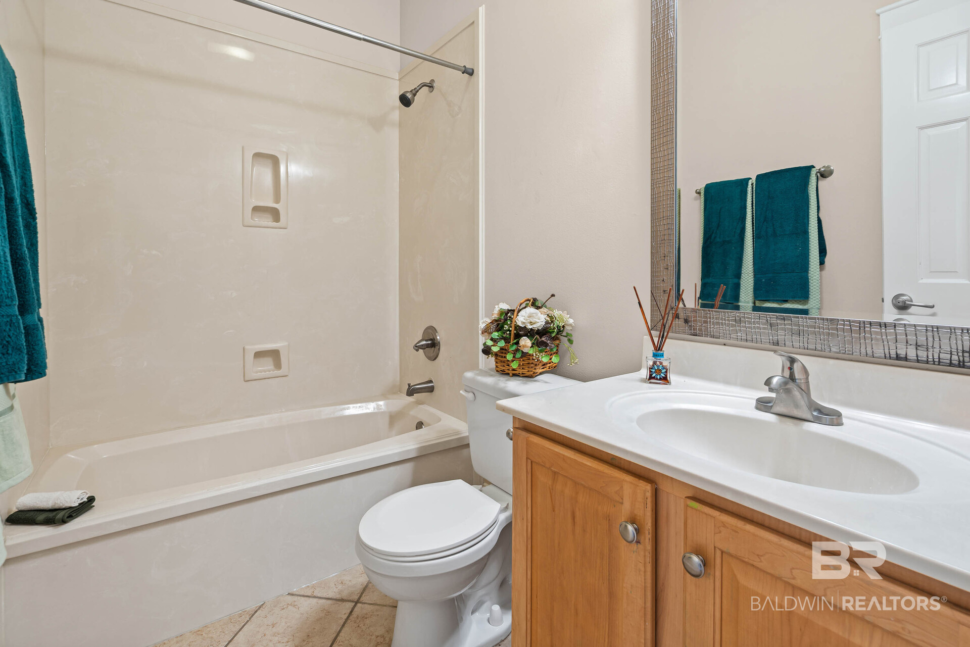 411788 | Photo 29