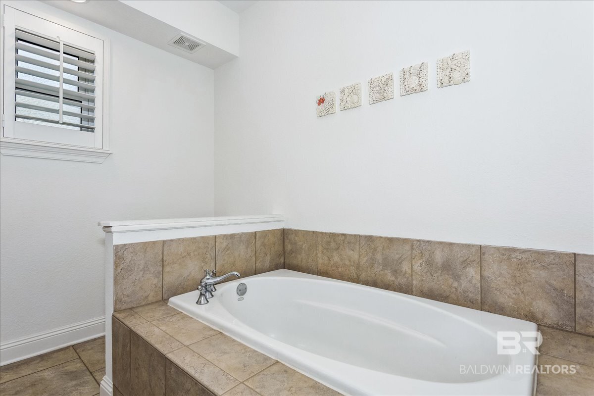 411811 | Photo 21