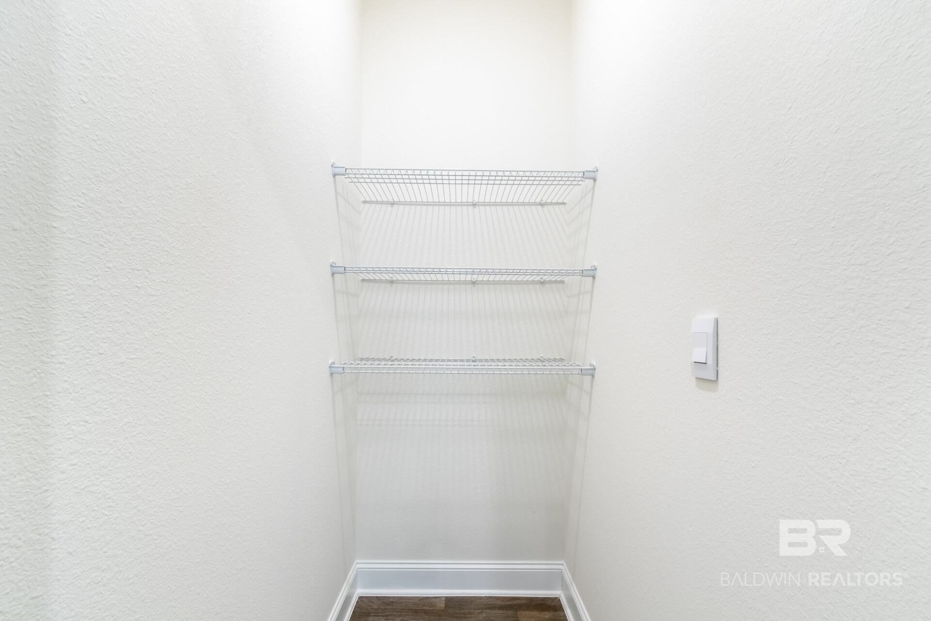 412050 | Photo 28