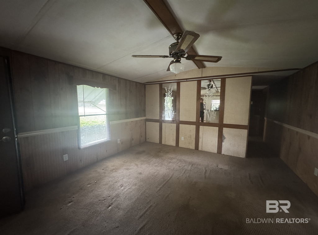 412078 | Photo 23