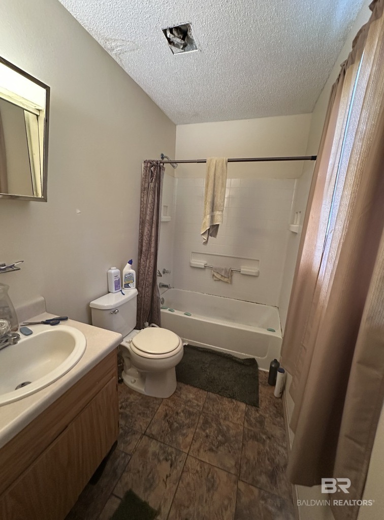 412118 | Photo 23