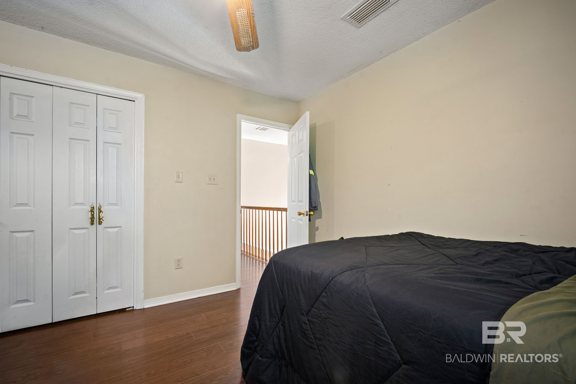 411597 | Photo 22