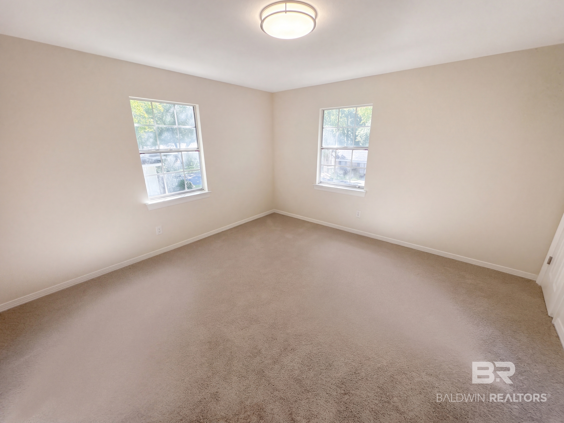 412127 | Photo 25