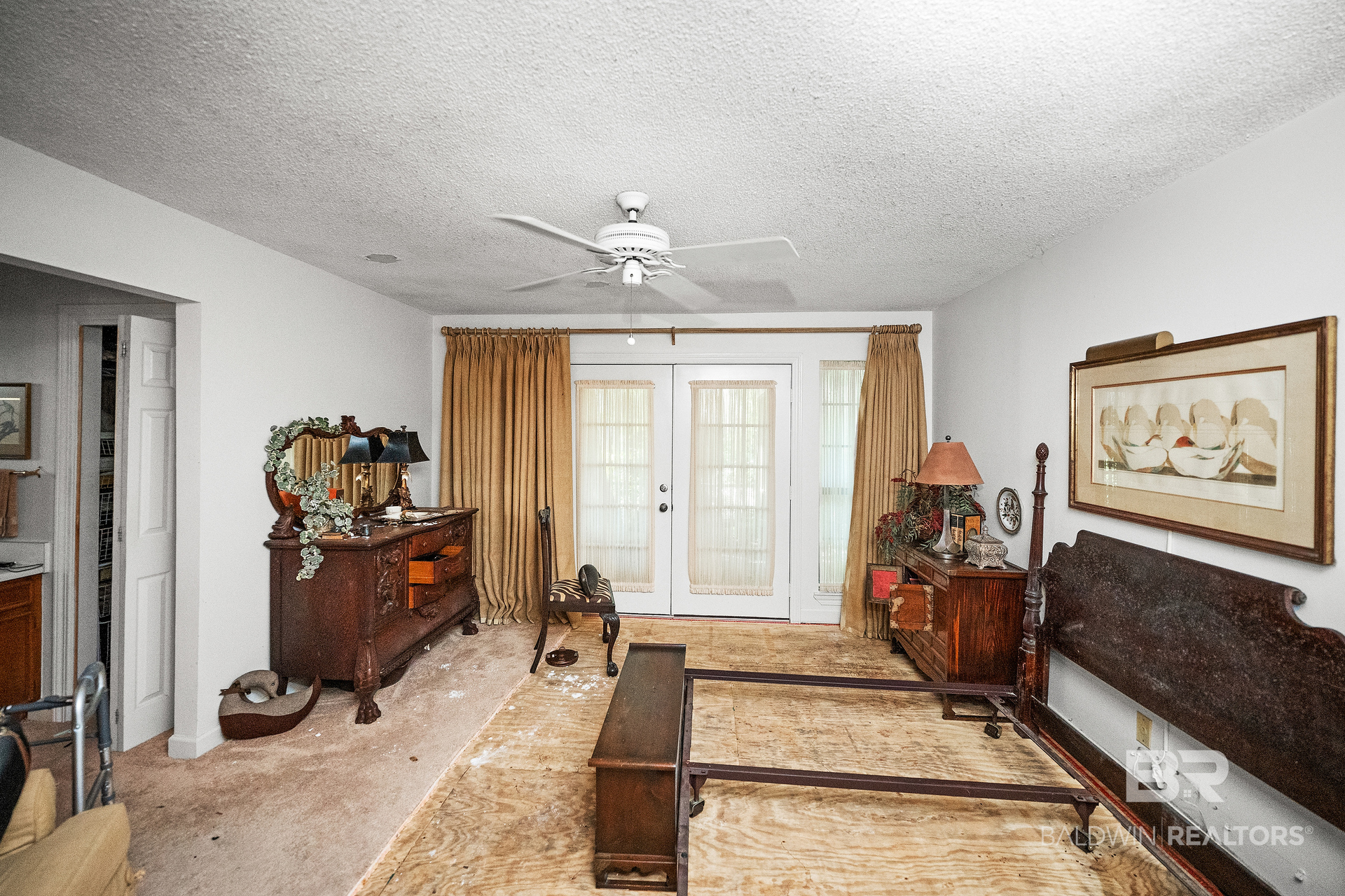 412111 | Photo 21