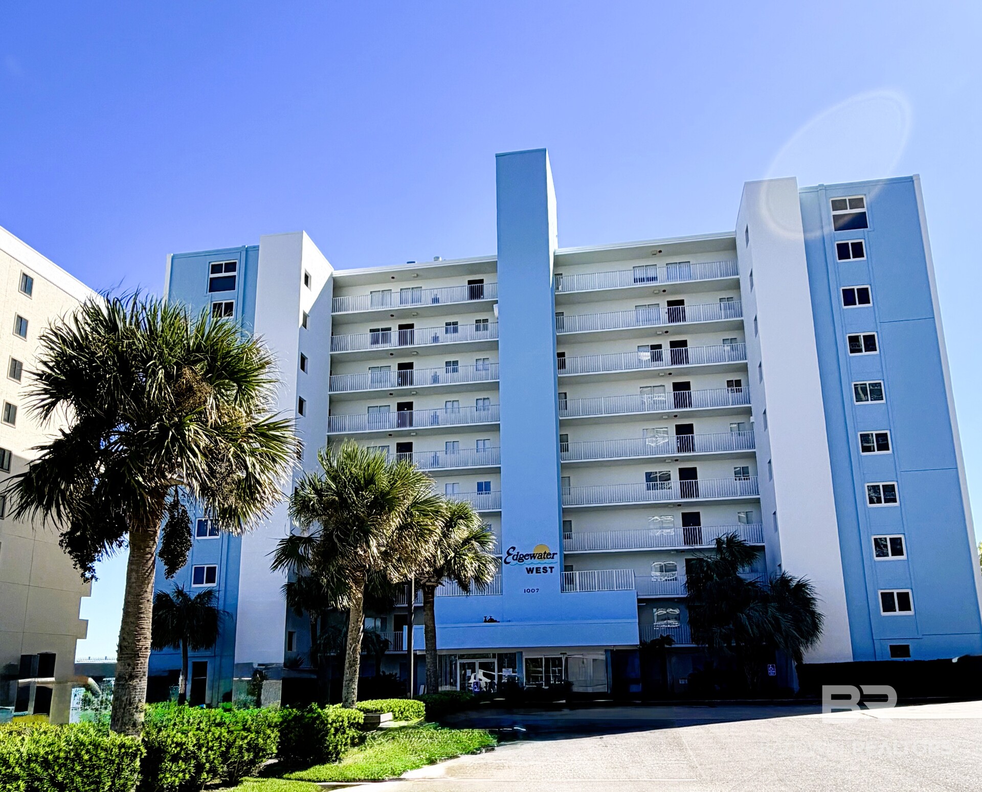 Condos $350k-$500k