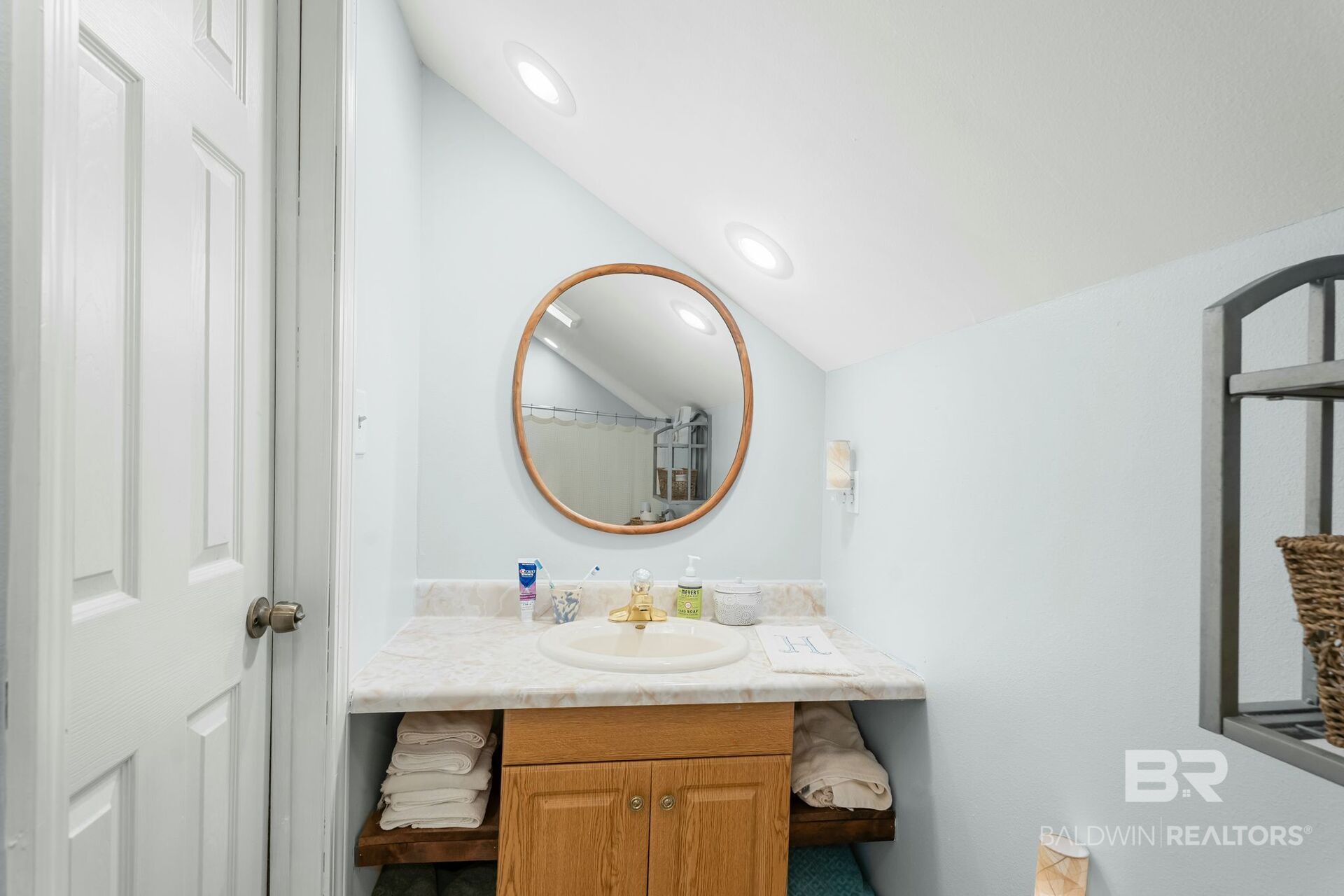 411503 | Photo 26