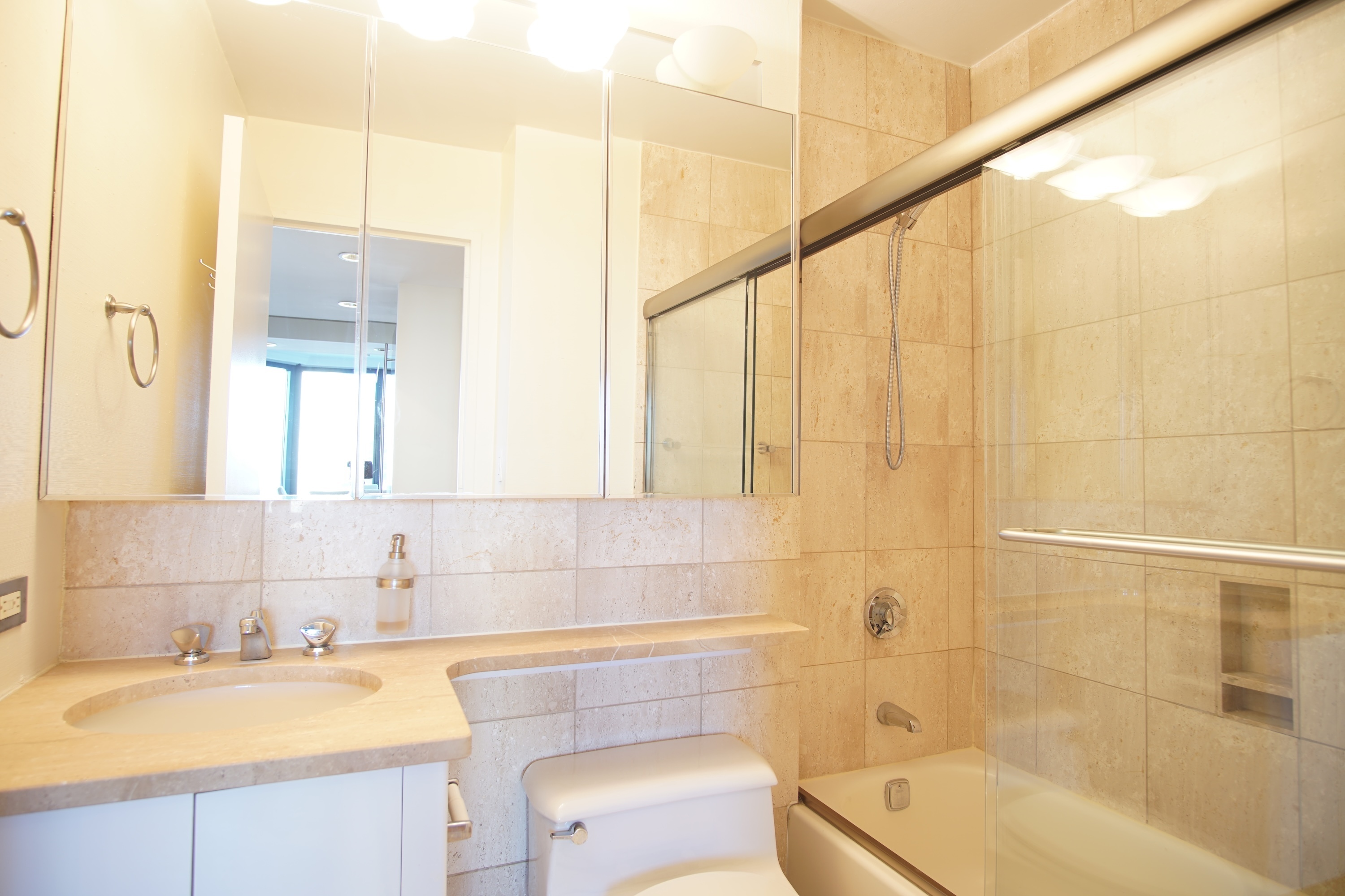 415 East 37th Street 18G Murray Hill New York NY 10016